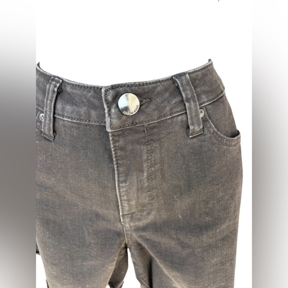 Seven/ women's Jean denim weekend shorts black side slit sz 8 preloved - Picture 7 of 7